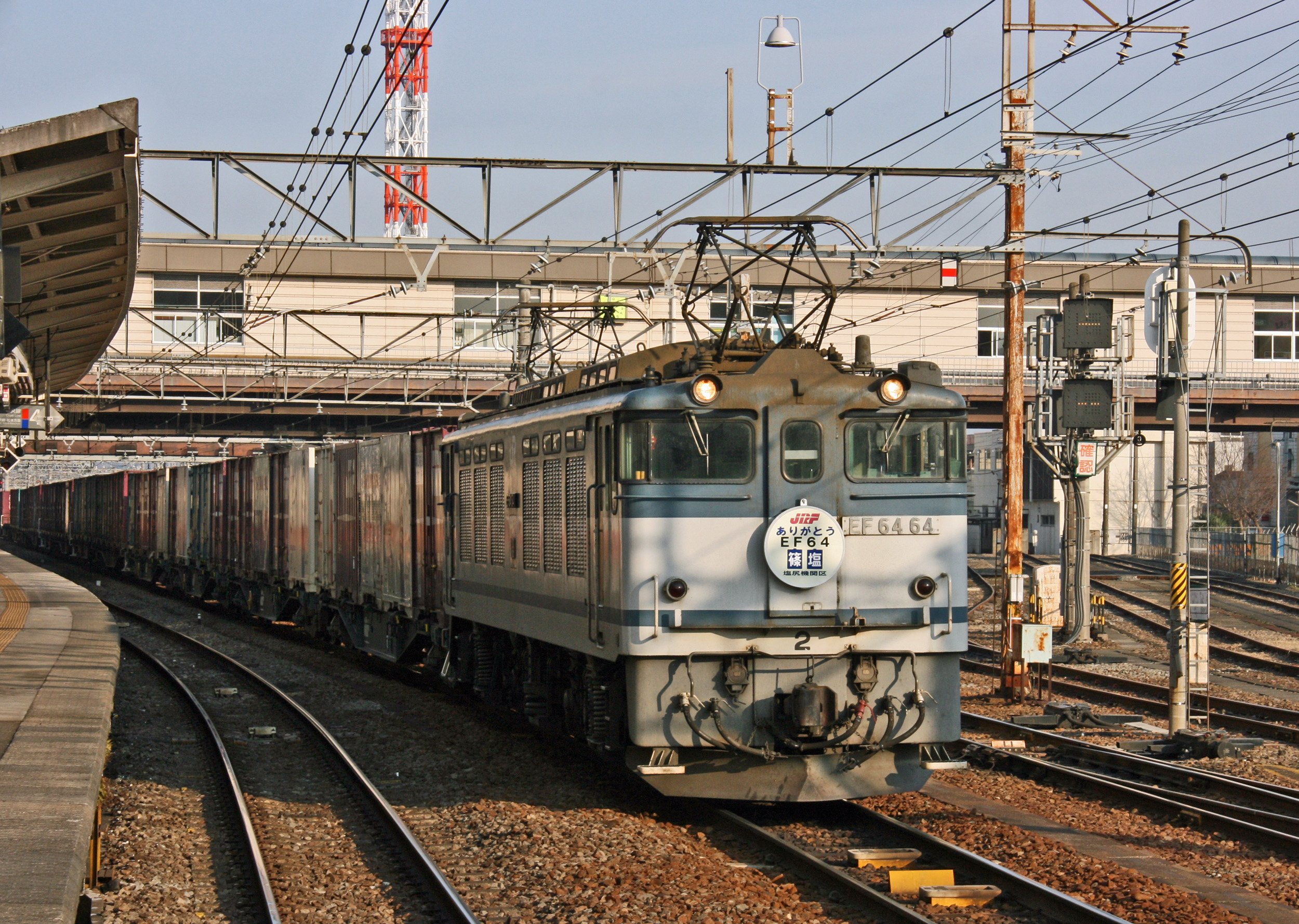 【昭和レトロ】昭和47年♦ 置時計（壁掛け両用）シチズン …蒸気機関車デザイン 昭和レトロ】昭和47年♢ 置時計（壁掛け両用）シチズン …蒸気機関車