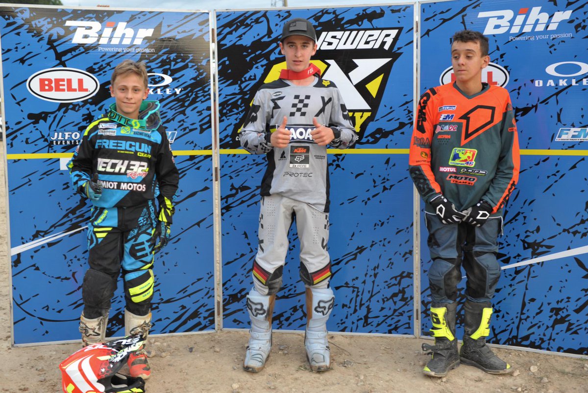 ffmoto's tweet photo. #AnswerSXAcademy – #ChampionnatDeFrance #Supercross #Espoir & #Junior
#StThibéry-34 (4/5) : #BaptisteBordes et #AndréaBonifacio s’imposent https://t.co/0xYRh9OQ9g https://t.co/fZZ75B3IBg
