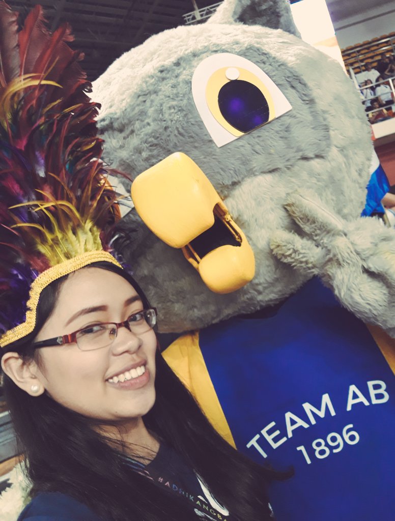 Bartolo_PB's tweet photo. Welcome Freshies!!! Hope you had fun and enjoyed the Freshmen week activities!! 

2 days to go!!

#PistaSaAB 
#USTFreshmenWeek2018 https://t.co/SMinsC4zaw