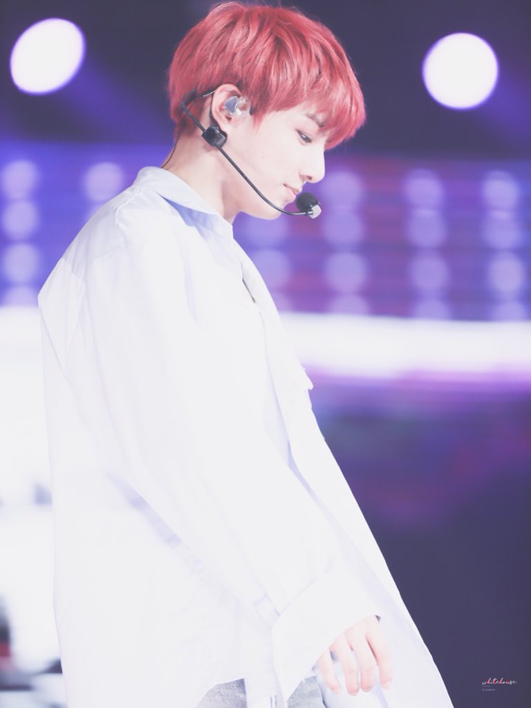 WHITEHOUSE0901's tweet photo. 180707 SBS Super Concert 

Immortal.

#정국  #JK  #JUNGKOOK  #BTS  #방탄소년단 @BTS_twt https://t.co/cqOr4kKfIe