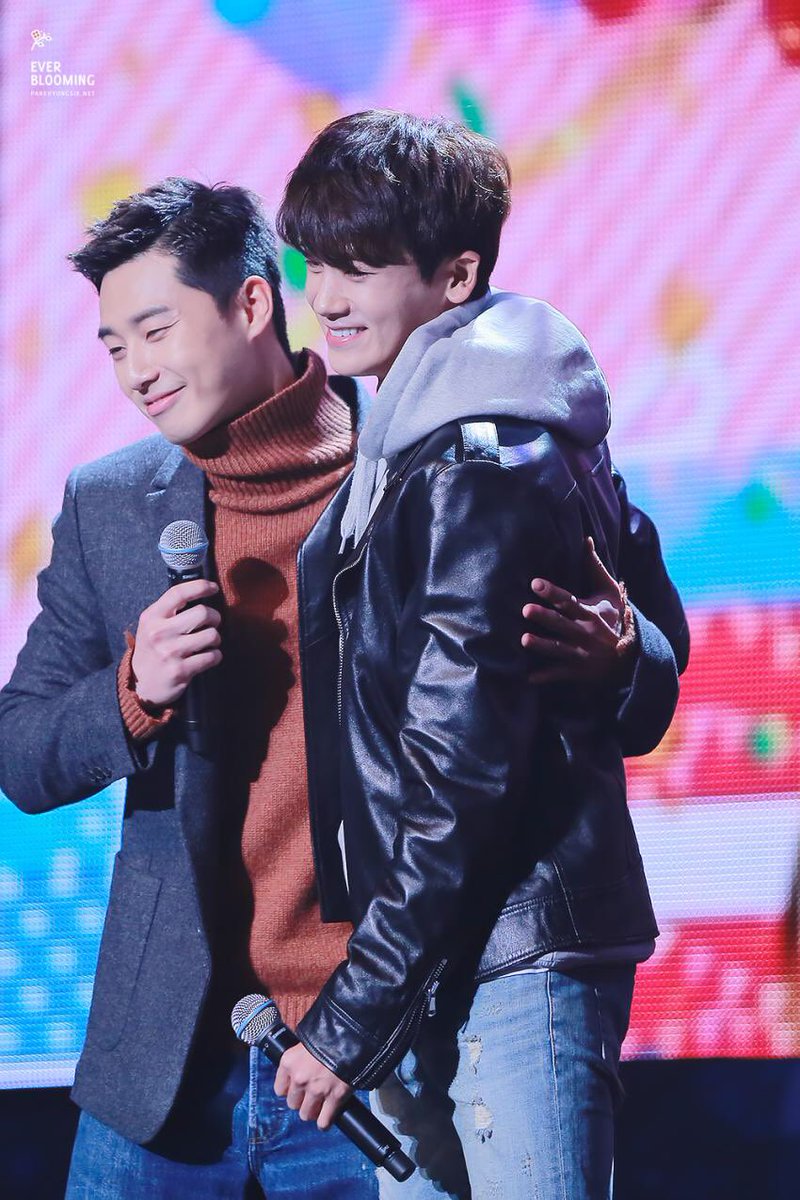keeptiesskinny's tweet photo. 두분 참 행복해보이시네요.. 그래요.. https://t.co/4rq3VNA8ZO
