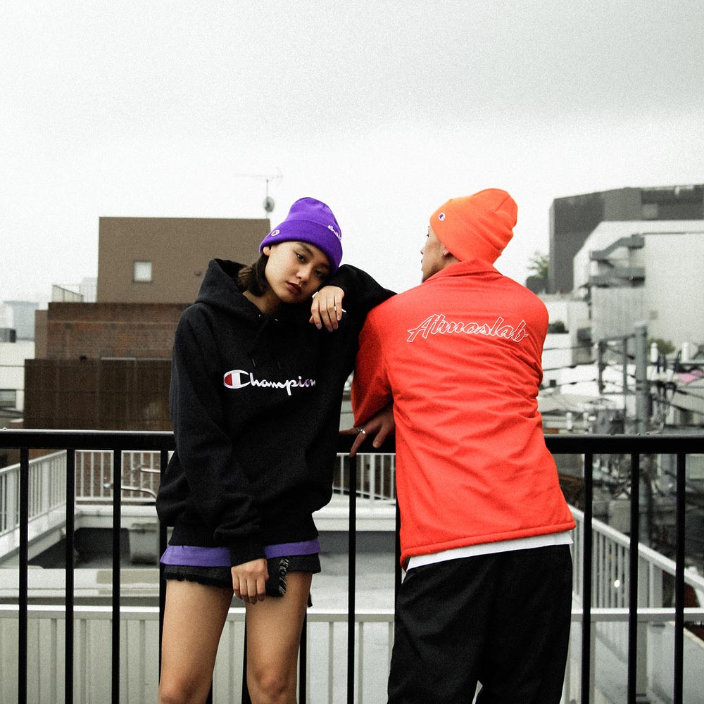 modernhype_'s tweet photo. atmos LAB x Champion Team Up For A Cozy Fall/Winter 2018 Collection https://t.co/fLOp44f9PD
