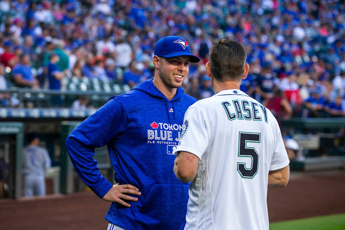 Look who <a href="/CaseysCorner5/">Pat Casey</a> just happened to run in to when in Seattle.

Image: Ben VanHouten/Mariners.

#GoBeavs