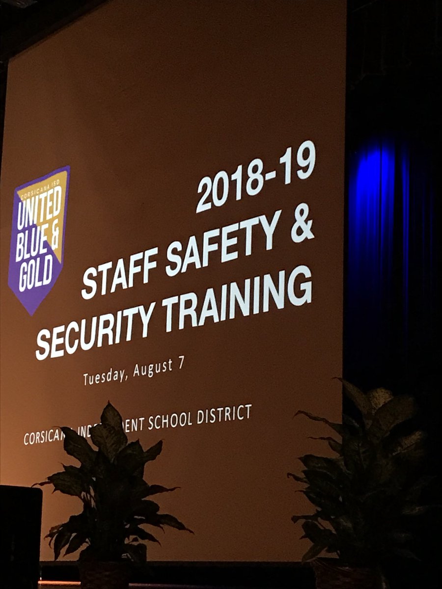Billy_Harlan's tweet photo. Thank you @ericrmeyers and @SheriffTanner for being with all of CISD today! #safeandsecureschools @NavarroOEM https://t.co/hVEoiUeu13
