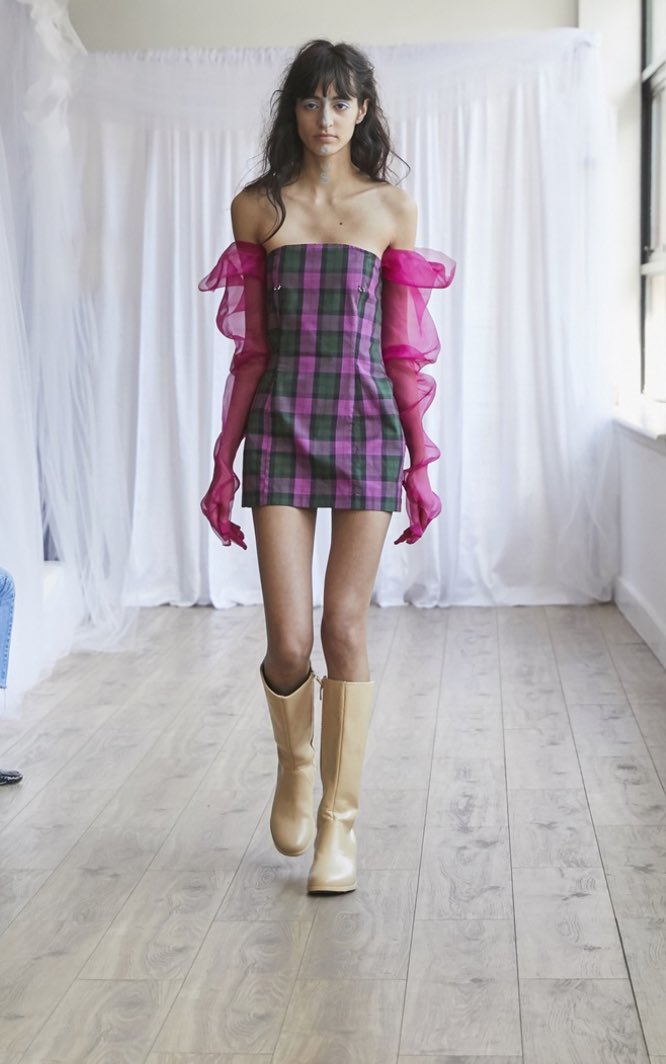 CAAFD's tweet photo. Hillary Taymour is the designer behind Collina Strada, and she decided to stage a wedding for her NYFW show, but with the twist that the bride is marrying herself. Her looks were tinged with a retro punk influence
.
.
#retro #punk #nyfw #fashionweek #wedding #punkgirl KM https://t.co/pmqtVsUiY7