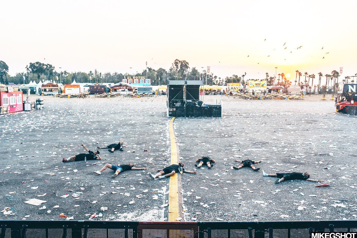 VERANO QUE BONITO ERES 🌞
Es época de festivales, pasar calor, hacer muchos kilómetros, dormir pocas horas y DAR MUCHO JALEO🔥🔥🔥
#spaceelephants