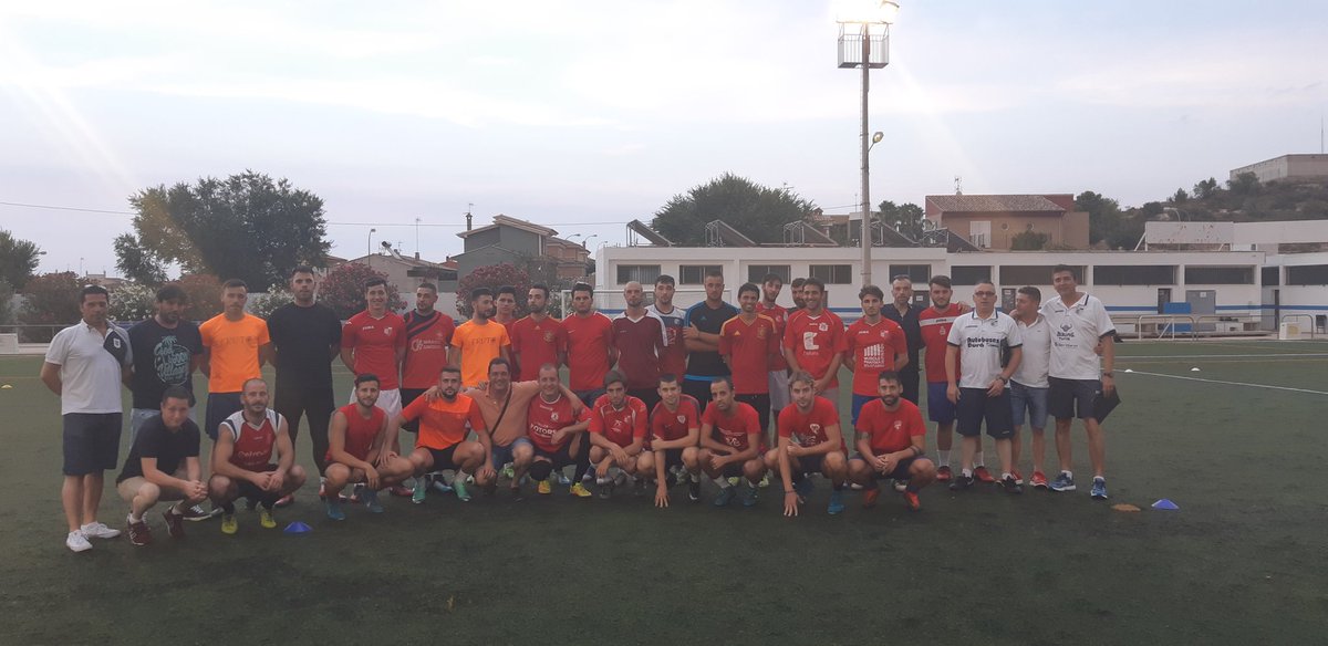 RIBARROJACF1942's tweet photo. Nuestro Amateur B arranca la pretemporada, con las mismas ganas y ilusión que finalizó la temporada pasada. A las órdenes de Israel Cuesta 
#SempreRibarrojacf https://t.co/Tq2rKW8FwS
