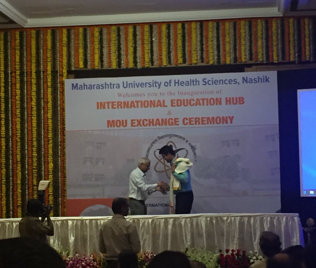 BarneMonica's tweet photo. @MOU signing ceremony with the #MUHS in presence of the Hon. Governor and Chief Minister of Maharashtra. Opening up new avenues for #Research, Education and Advocacy @crf_india @Madhuragauri @rutaagodbole @COPD_research @AsthmaVic @IPCRG https://t.co/Y0KPLvOAzY