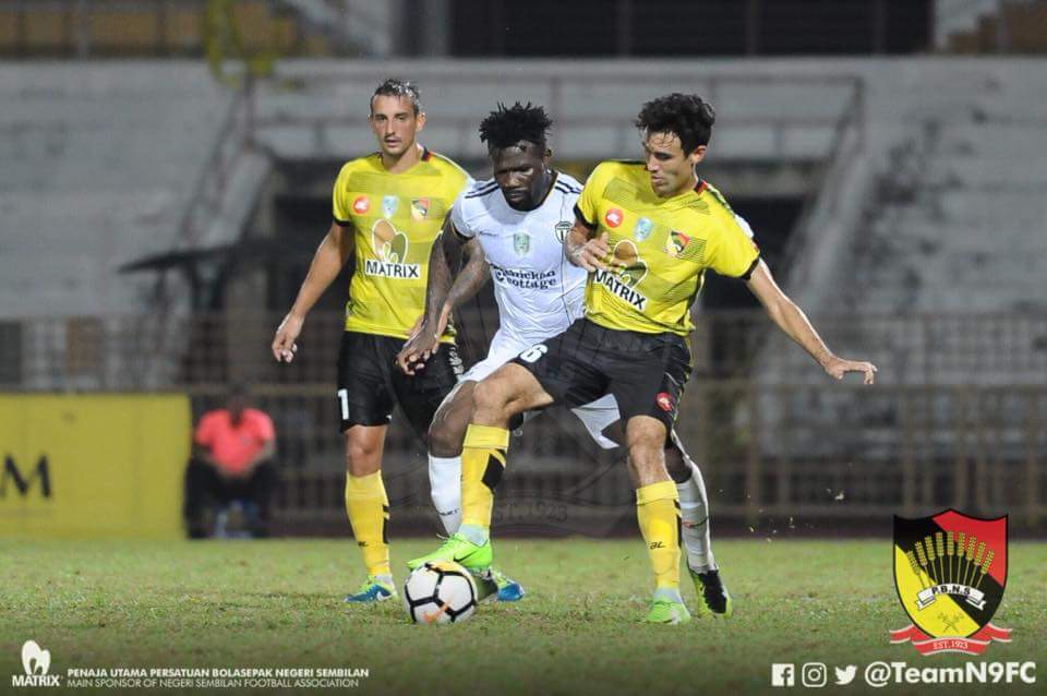 TeamN9FC's tweet image. Negeri Sembilan tewas 0 - 1 kepada pelawat, TFC II, dalam aksi sulung Challenge Cup 2018 yang berlangsung sebentar tadi.

❤️🖤💛
#NegeriSembilan
#HobinJangHobin
#PoweredByMatrix