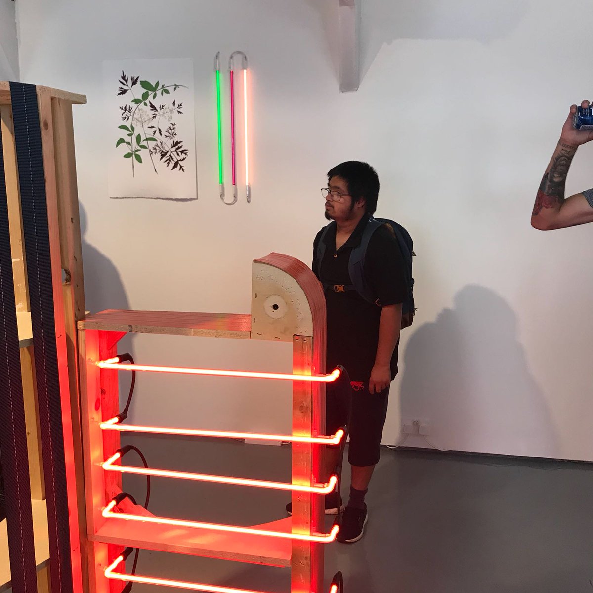 ArtworksSY's tweet photo. A great visit to @neonworkshops to get inspiration for our upcoming exhibition #art #exhibitions #autism #neon #neonworkshop #inspiration https://t.co/FQtzWHJErZ