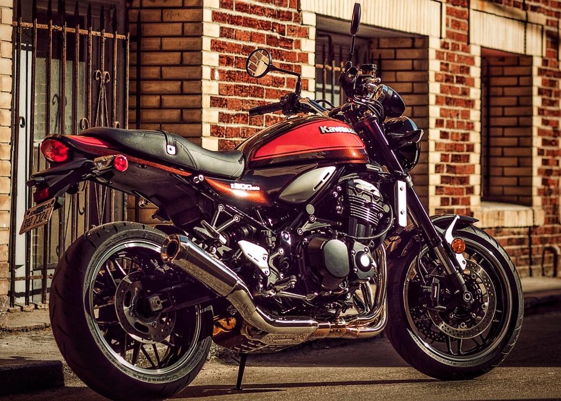 KawasakiUSA's tweet photo. Not another brick in the wall. #Z900RS https://t.co/UB7IJvirV3