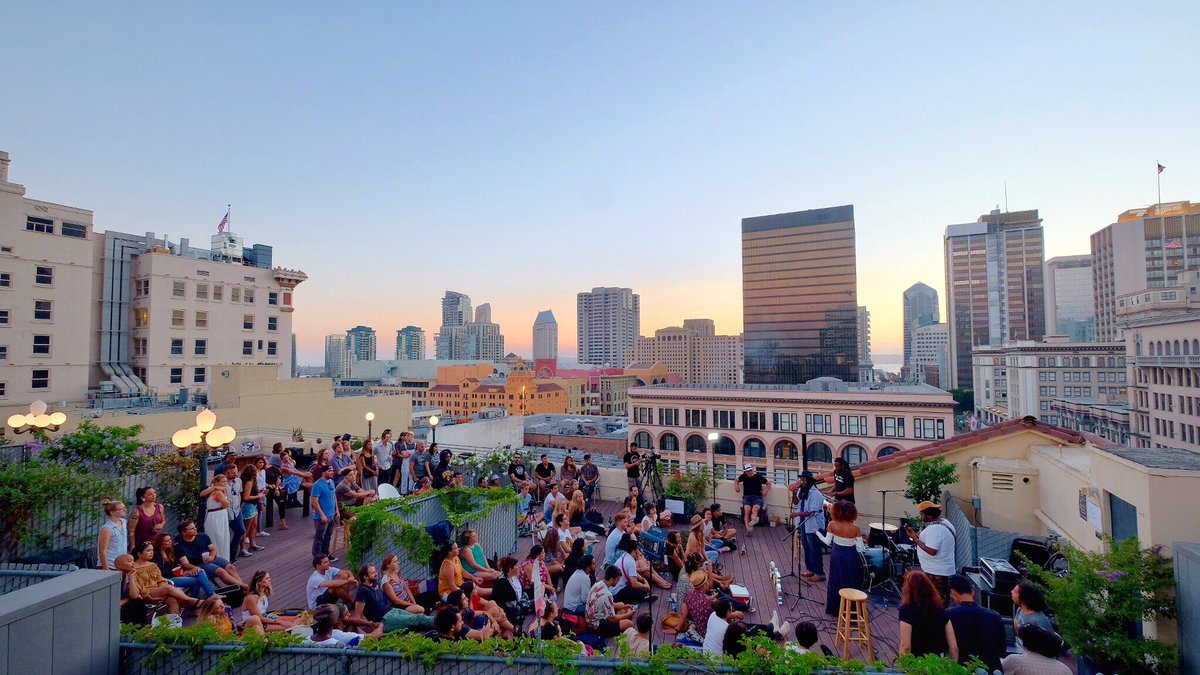 haleyhillphotos's tweet photo. Baller backdrop for the @sofarsounds #SanDiego rooftop show! 🤩 https://t.co/qx39X443l8