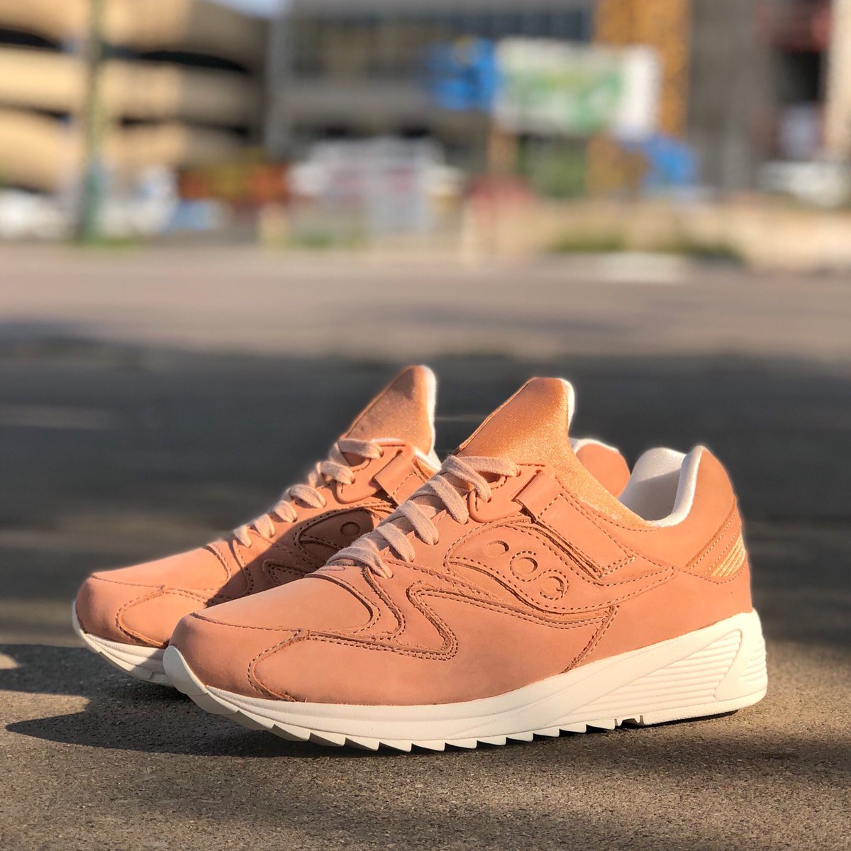 saucony grid 8500 2018