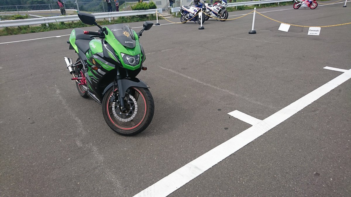 mychanmt's tweet image. #2ストミーティング
#SUGO
4スト連邦に比べ我が2スト軍の台数は30分の1以下である。にもかかわらず今日まで走り続けられたのは何故か❗