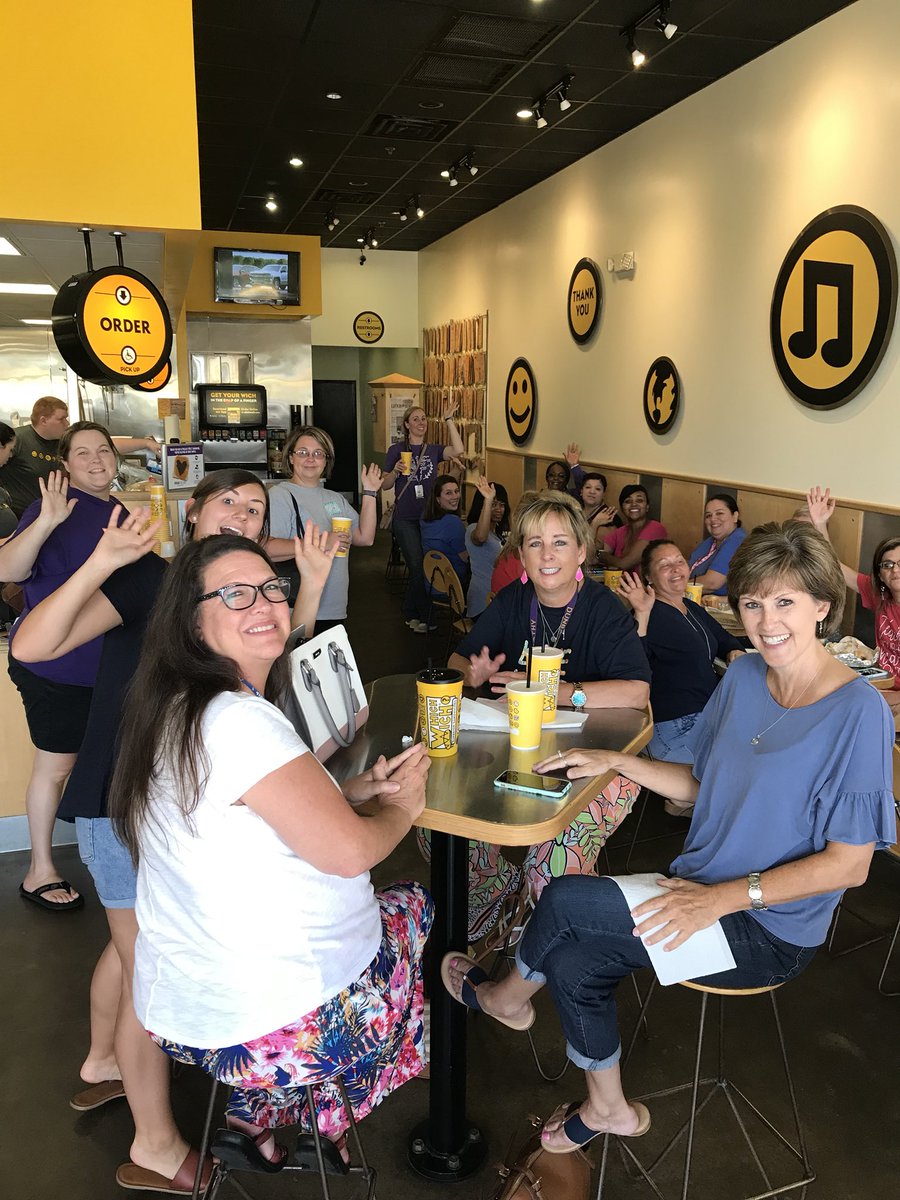 MahanJamie's tweet photo. Which Wich...where ALL the cool peeps are!!! Thank you Which Wich for supporting Dunbar and LISD! 😋🥪❤️👍🏻#multiagerocks #lufkinlearns https://t.co/GYbYA8iOLT