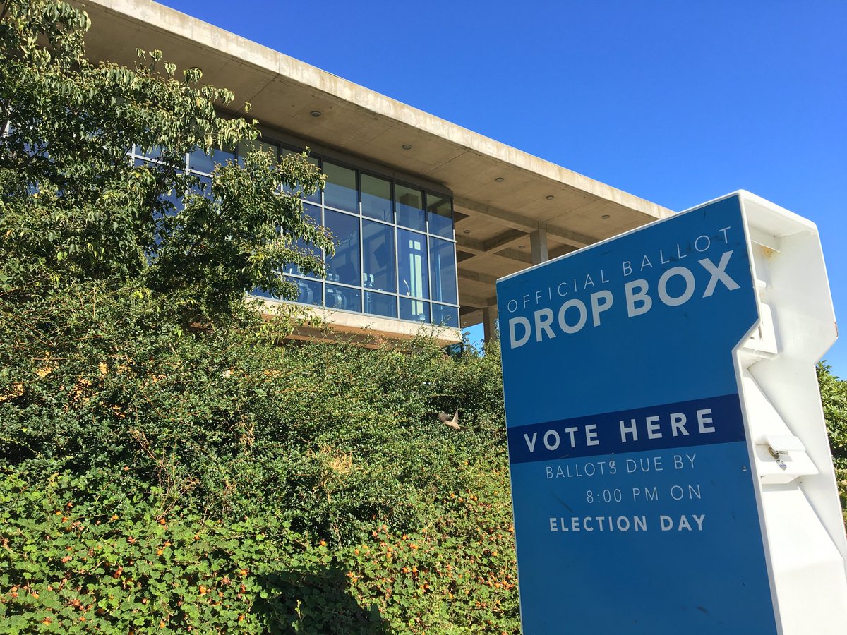 WWUCampusRec's tweet image. Don’t forget to cast your ballot today, Vikings!
The @WWU ballot drop box is now located outside the Rec Center!