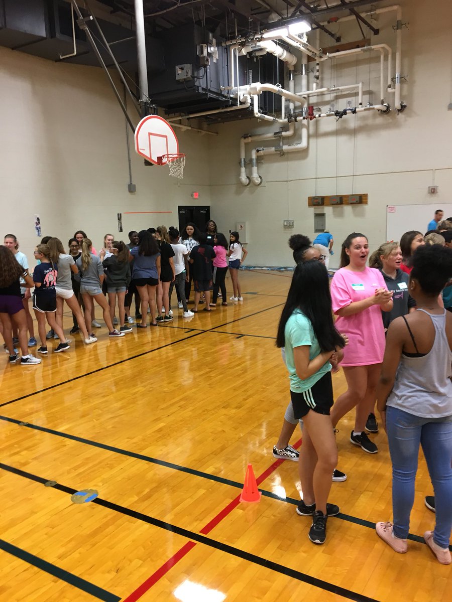 msethornburg's tweet photo. Great first day of WEB leader training! We can’t wait to meet the 6th graders on orientation https://t.co/KRJNNgiIxM