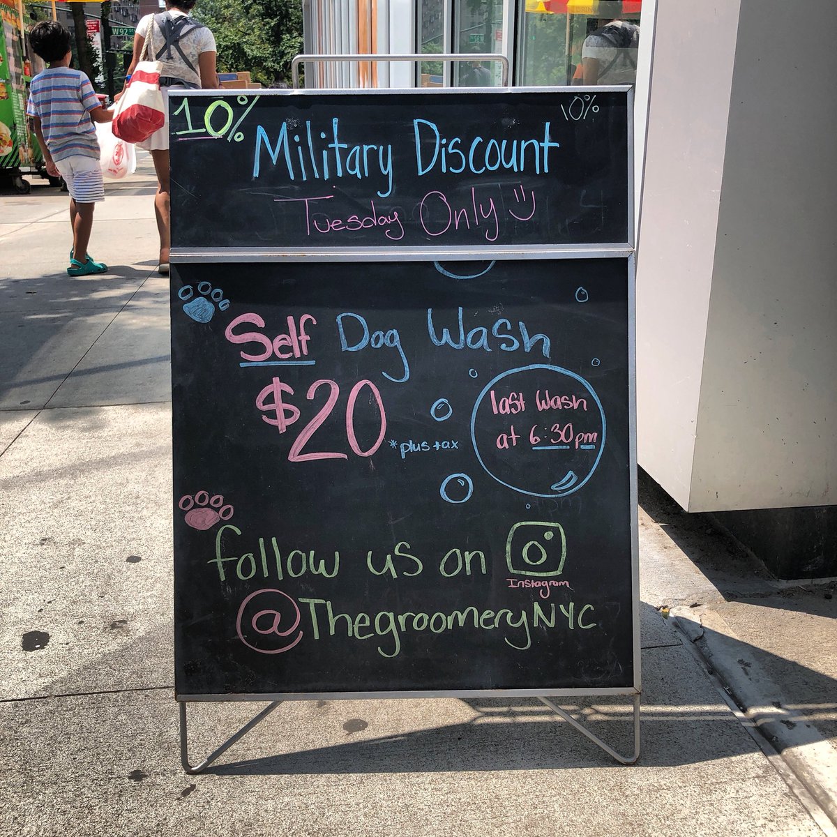 🤗 The Groomery (located: 670 Columbus Avenue New York, NY 10025) #petsmart #petsmartnyc #thegroomery #thegroomerynyc #lifeatpetsmart #petsmartcharities #petsmartevents #petsinspireus #welovepets #fortheloveofpets