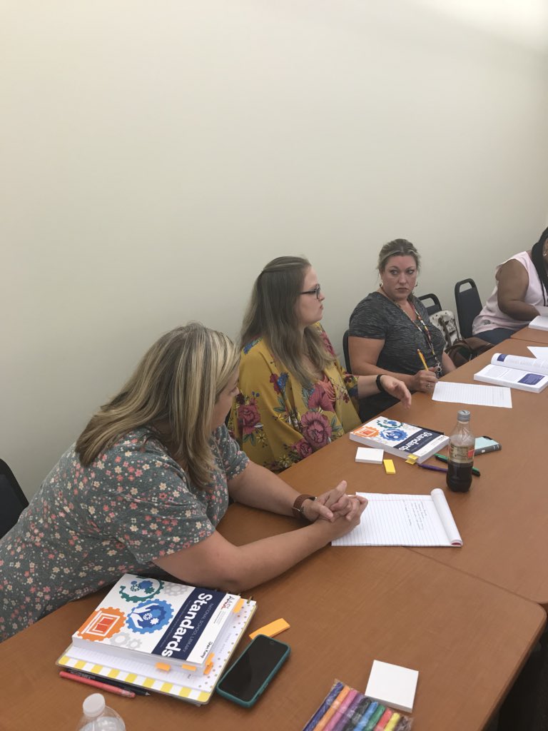 ctheneals's tweet image. LRSD Librarians are collaborating to transform student learning in the media center!  New year, New Standards! The best is yet to come #Makerspace #Collaborativelearningspaces #Renovations @lrsd  @drvperkins040