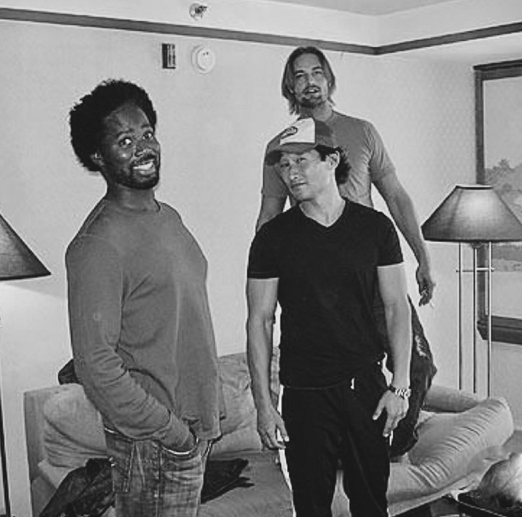 JoshHolloway's tweet photo. #HBD to my bro #haroldperrineau 🎂 #TheseFaceExpressionsCrackMeUp https://t.co/F2LZ1tbSPc