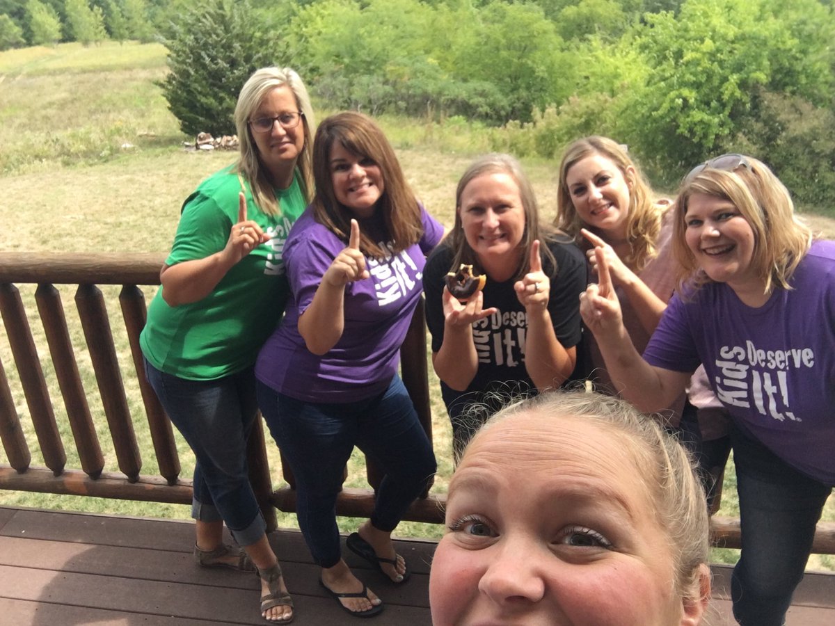 jonescentral's tweet photo. First team here!! #dewey45 https://t.co/KUYcc2bvnw