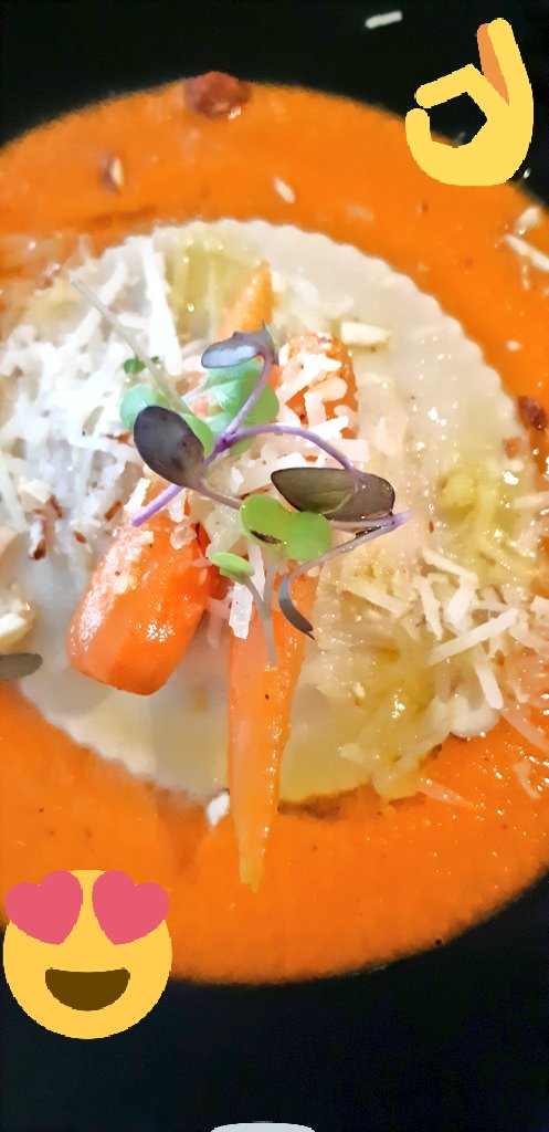 livingitupct's tweet photo. Butternut & Sage Ravioli in a lightly smoked tomato sauce #swoon and a delightful new wine discovery for me @HauteCabriere Unwooded Pinot Noir 2017 😍🍷👌 This is going to be my go to red in summer 😉 @tsogosun #SunSquareCB #WomansDayLunch2018 #foodie #winelover #delicious https://t.co/2w0I3soLA9