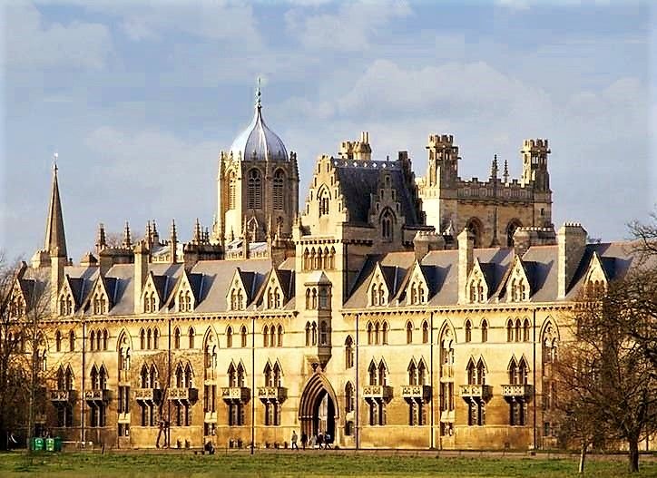 LMGtravels's tweet image. 12 Blog Posts on Visiting Oxford buff.ly/2AfgQ9F featuring @HLOBlog, @jessica16_x and @Heathercowper & other brilliant bloggers #oxford #bloggerguide