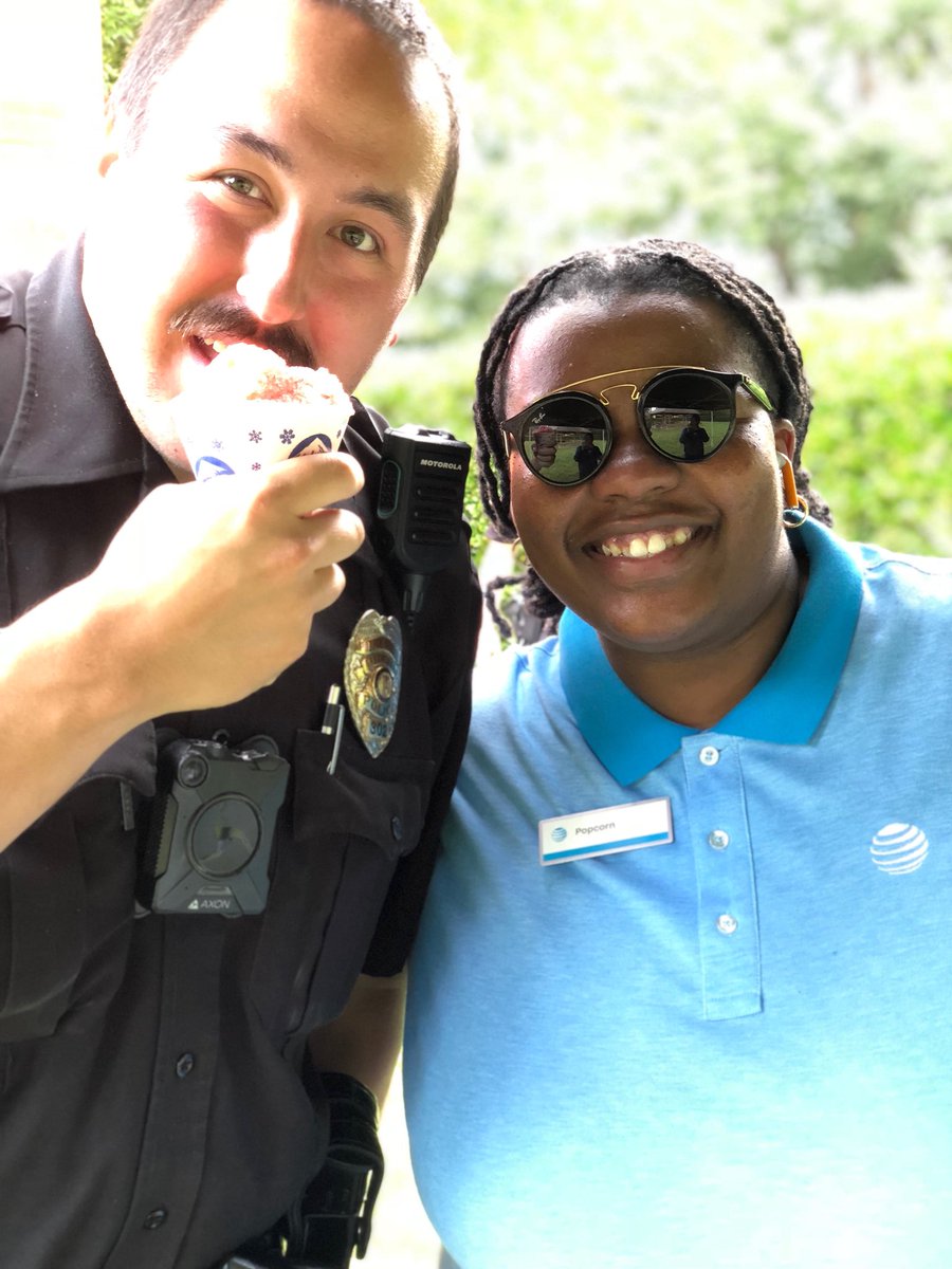 Friendly Center having fun at NNO
