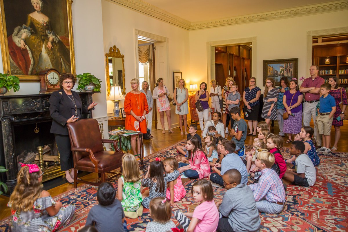 I enjoyed hosting students from @FLVS at the Governor's Mansion this afternoon! I hope they will continue to be inspired to read as they begin school in a few weeks and throughout the school year.