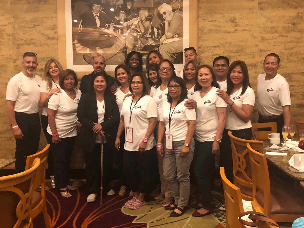 MCAdvise's tweet image. Having a team lunch with of great partners, Ivari #teamaligned #ivari #evolvewithwfg #wfgevolve