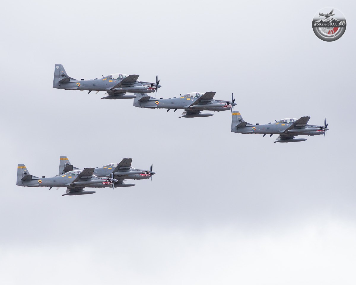 SkyAndRacing's tweet photo. Nuestra primera foto publicada en la página web de la @FuerzaAereaCol y en @Webinfomil 🎉 🔥

https://t.co/4rglAmXP8a https://t.co/PatwJLzcbi