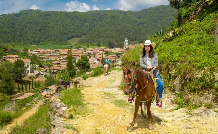 EnriqueRamosFl1's tweet photo. Los invito a recorrer este verano la ruta #TurismoComunitario en el #PuebloMágico de #Mascota que busca integrar a las comunidades del municipio a la oferta turística, generar empleos y activar su economía.
#JaliscoEsMéxico https://t.co/InAvGryqPM