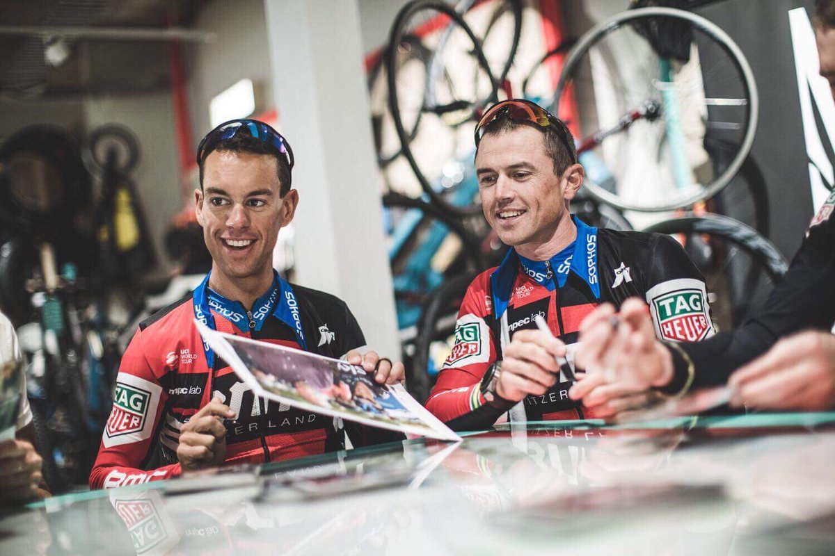 Congratulations to <a href="/simongerrans/">Simon Gerrans</a> on a fantastic career. Was an honour to be part of your final season mate! Happy retirement 👍🏻 #legend