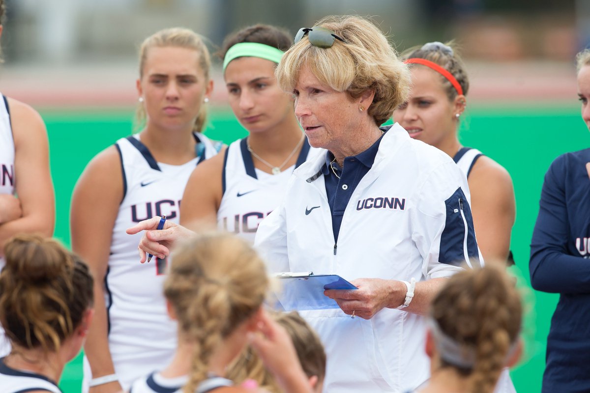 USAFieldHockey's tweet photo. With anticipation and excitement for the 2018 season, here’s how some coaches across all levels of the game get their team and staff prepared physically, mentally and emotionally for success during preseason. https://t.co/Xb3BlPgsX4 https://t.co/fsj2bp5sY7