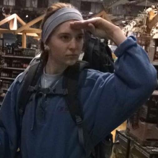 benayleigh's tweet photo. Looking for more gold streak in the quad like #LSUOops https://t.co/32nsWqzavV