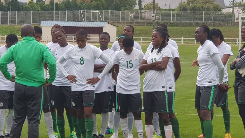 Rasheedat08's tweet photo. High concentration mood ⚽️⚽️ #Togetherwearestronger #RA08 #Team9jaStrong #womeninfootball https://t.co/L5DJ7USzF3