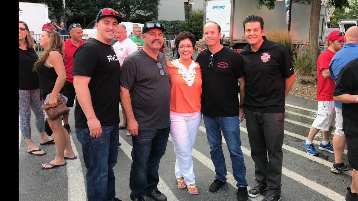 DrLoriMM's tweet photo. So honored to spend time with Hemet CA firefighters at #IAFFCentennialConvention #IAFF100Years https://t.co/pQvEmH4OfC