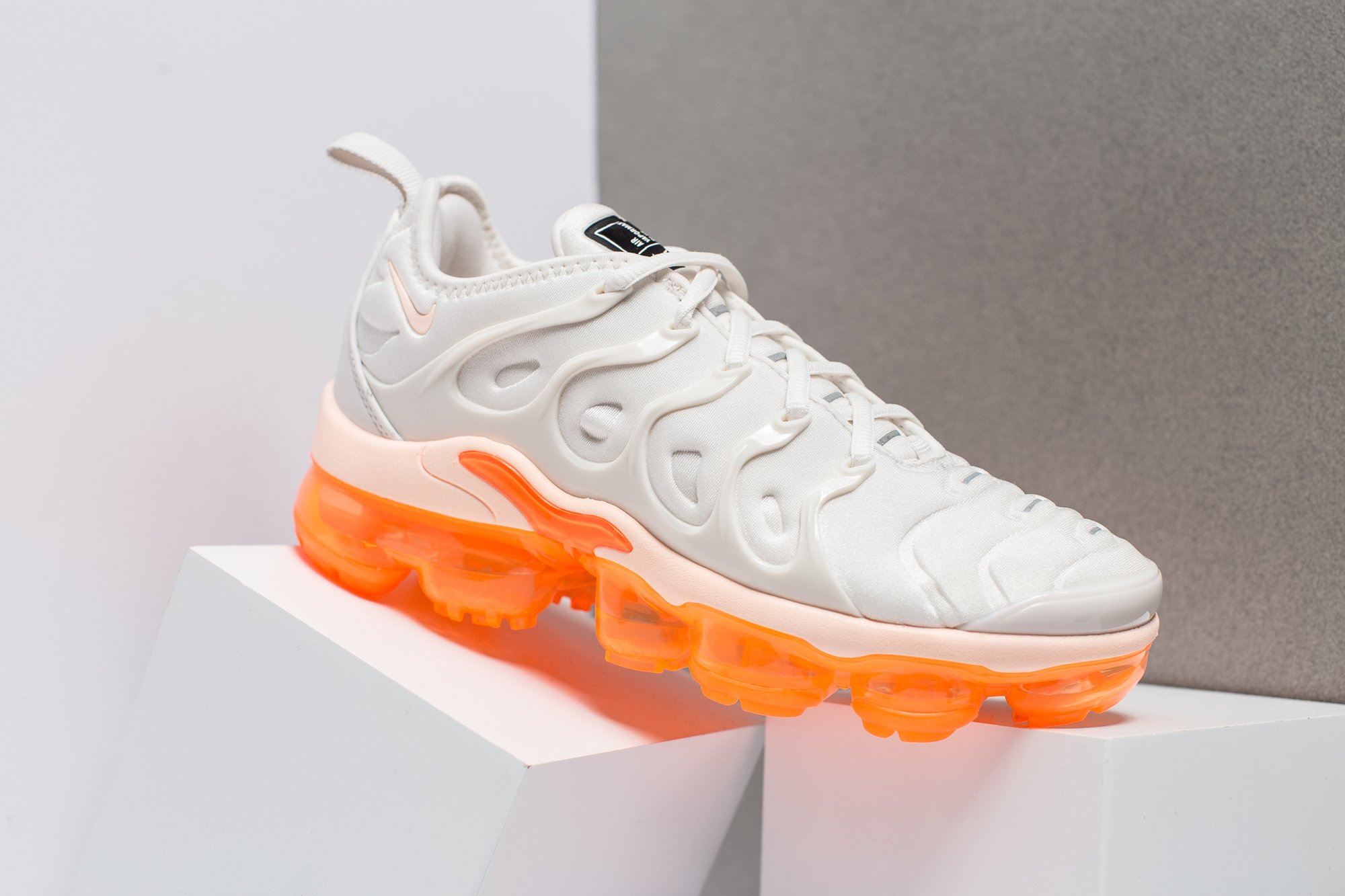 Nike air vapormax plus creamsicle online