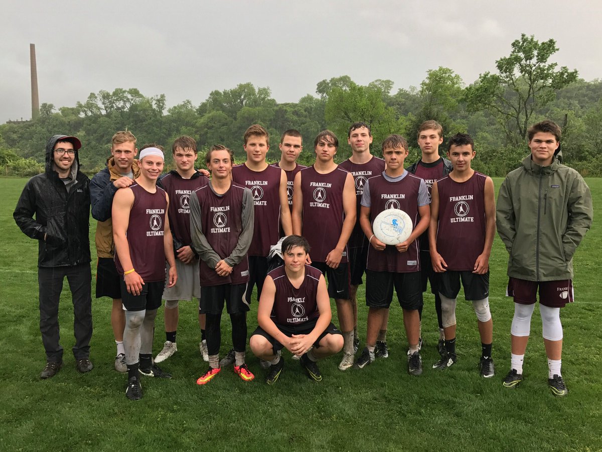 RebelsUltimate0's tweet photo. Happy birthday @mcmurray_josh Looking forward to a another great year!🎉 https://t.co/REIk3ZA33D