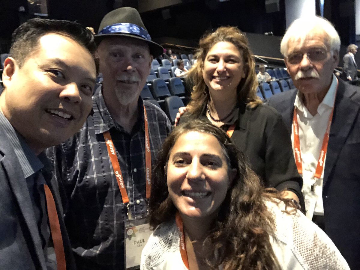 rb33canada's tweet photo. Getting in some selfies w/ people we admire #MovingTheWorkForward
@Aging20 #A2BrainHealthForum @CABHI__ @Baycrest
@CUEBALL1955 @asek47 @ZaynaKhayat @SEHealth_SEHC
@JonIngarkjenes https://t.co/UXwYah4gdt w/ family fr Norway🇳🇴
@MaryHuangGD @theakashsidhu
Bridgette @AGEWELL_NCE https://t.co/DpsQb7tz7p
