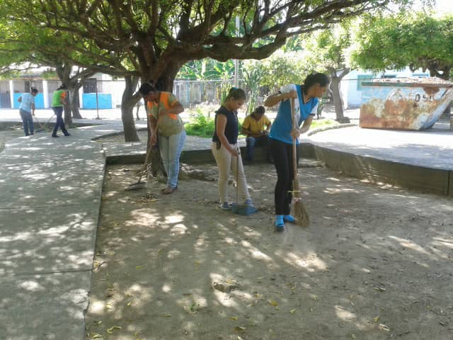 EducacionZEZ's tweet photo. #Zulia #Entérate #PlanAgostoEscurcuelas #MunicipioColon niñ@s disfrutan de hermosos cuentos desarrollando la lectura #TodoElZuliaUnaEscuela @NicolasMaduro @JauaMiranda @MPPEDUCACION @DamelisChavez @DilmaChavezRan1 @OmarPrietoGob @gtorodelara @RosangelaOrozco https://t.co/sUNxQTWrqX