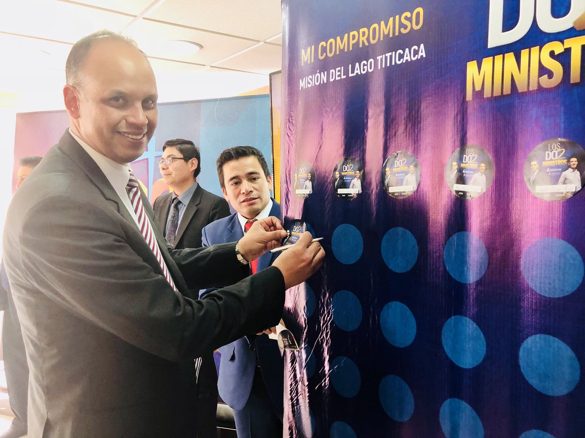 PrSaulF's tweet photo. Administradores, Departamentales y Pastores Comprometidos con el Proyecto de los #2Ministros en la #MLT @AdventistasUPS.
@Tercio100
@adilsonrdmorais
@EnzoChavez
@DEchevarriaM https://t.co/Oy0Y5TrYTX