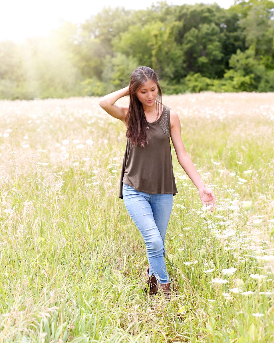 16 days until the first day of school!!! Yearbook deadlines will be fast approaching, CALL TODAY 515-221-1060 
#seniorphotographer #senioryear #seniorpictures #iowaphotographer #westdesmoinesphotographer #classof2019 #valleyhighschool #thetwelfthyear