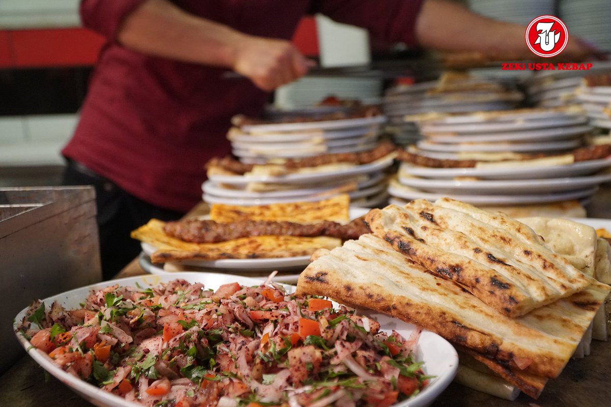 zekiustakebap's tweet image. Eşsiz lezzetlerimiz ve güler yüzlü personellerimizle sizleri #ZekiUstaKebap şubelerine bekliyoruz.
#Adana #AdanaKebap #AloPaket 
Türkmenbaşı Blv. ☎ 0322 239 30 40
Kenan Evren Blv. ☎ 0322 235 23 02 
🌐zekiustakebap.com