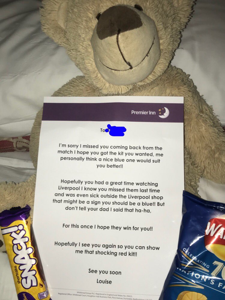 #summerservice surprise pi wow for a lovely little boy we have staying with us at our hotel who’s visiting anfield tonight!! From one blue to a red!! ❤️💙..purple bringing us together💜💜hopefully they win tonight for him😊!!@collette_weldon <a href="/kerrylawson16/">Kerry Lawson</a> <a href="/AndyFr4ncis/">AndyFr4ncis</a> <a href="/SDEBDD/">simon ewins</a>