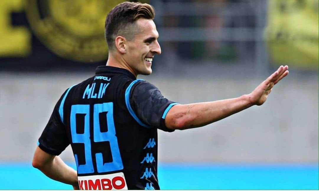 Puntoeblasta's tweet photo. #Milik merita solo sostegno e fiducia. Il talento non manca. #BorussiaNapoli https://t.co/UHe4FeLCLY