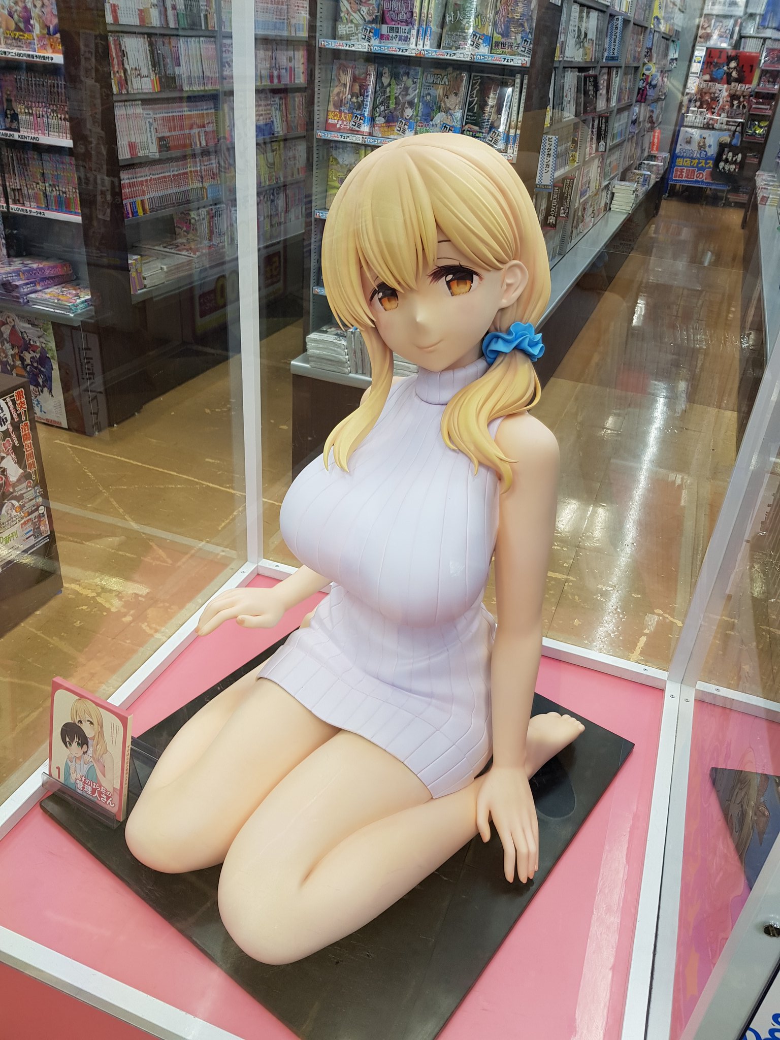 life size thicc anime figure is haunted 