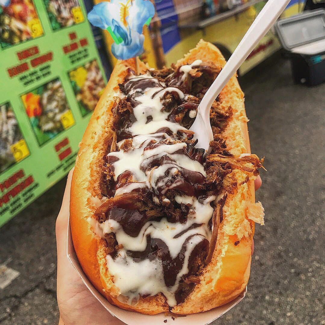 Hawaiian Pulled Pork Sandwich From <a href="/KonaDogFL/">Kona Dog</a> !! 😋🍖👌 #Orlando #Foodie