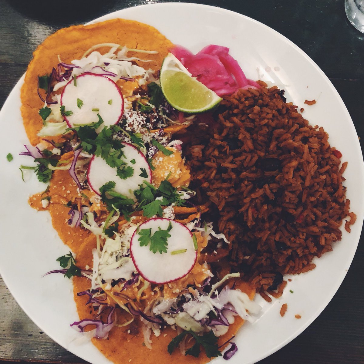 Tuesday calls for <a href="/PuraVidaMac/">Pura Vida</a> tacos 😋 Dedicated to sourcing locally grown and produced ingredients, <a href="/PuraVidaMac/">Pura Vida</a> makes for an excellent BOYC participant.