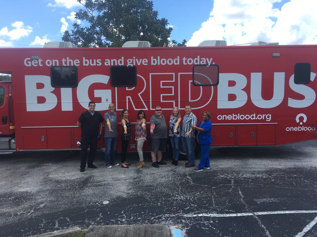 dgriffints_crew's tweet photo. Team #TSCrew saving lives like we do.  Actually, we take this one pretty seriously, and several time a year.  Go team and thank you @my1blood ! #GiveBlood https://t.co/8PYEnvs5s3